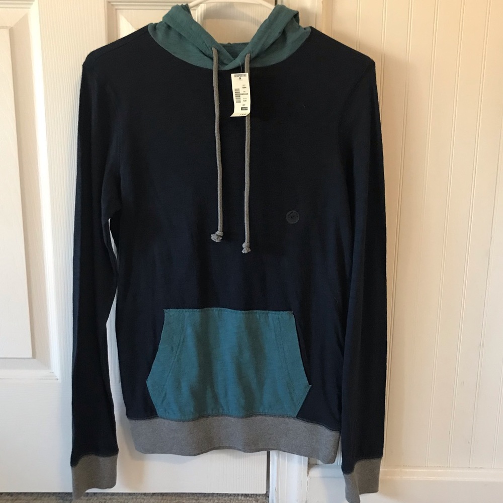 NWT Aeropostale Men’s Size XS Lightweight Hoodie